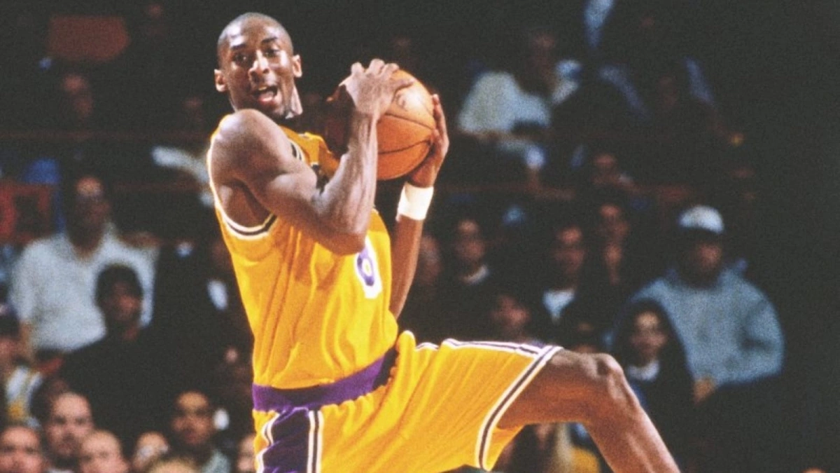 Biến động giá trị kỷ vật sau cái chết của Kobe