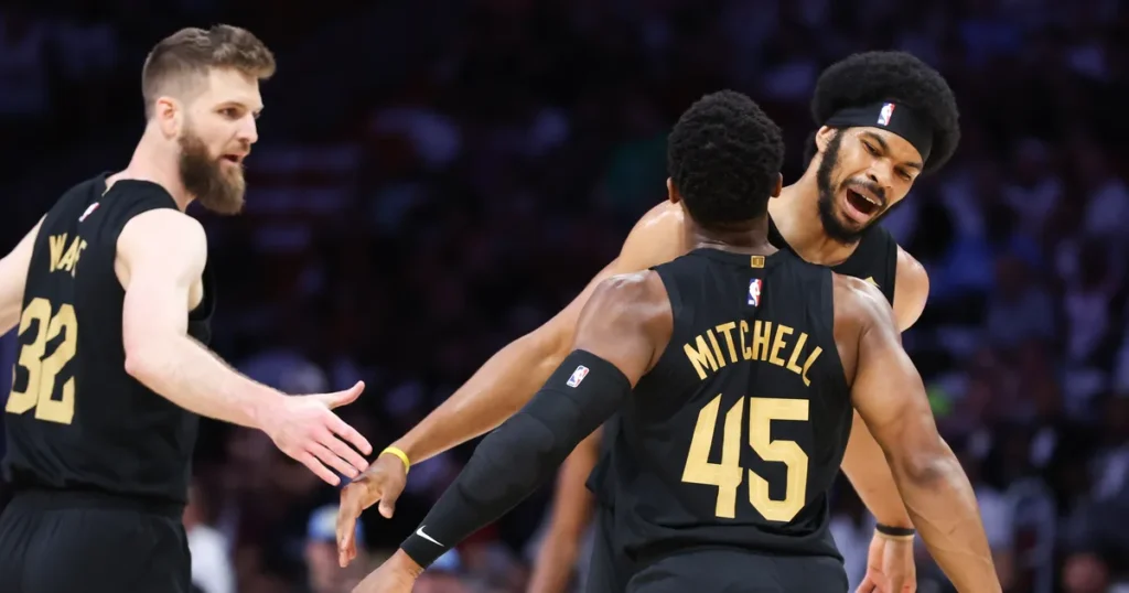 Tình hình playoff của các đội