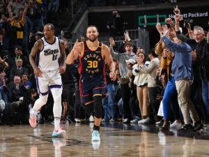 Phong Độ Của Stephen Curry