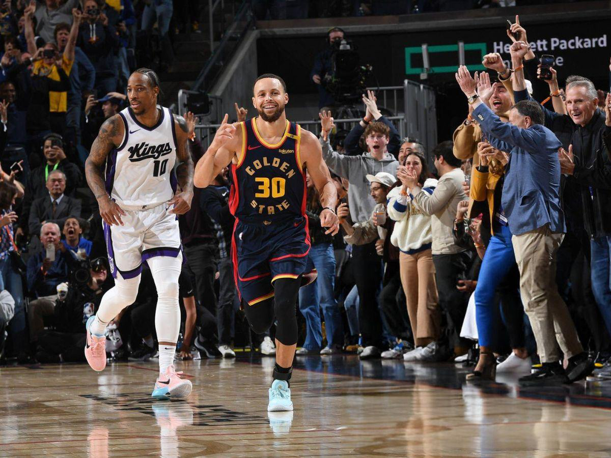 Phong Độ Của Stephen Curry